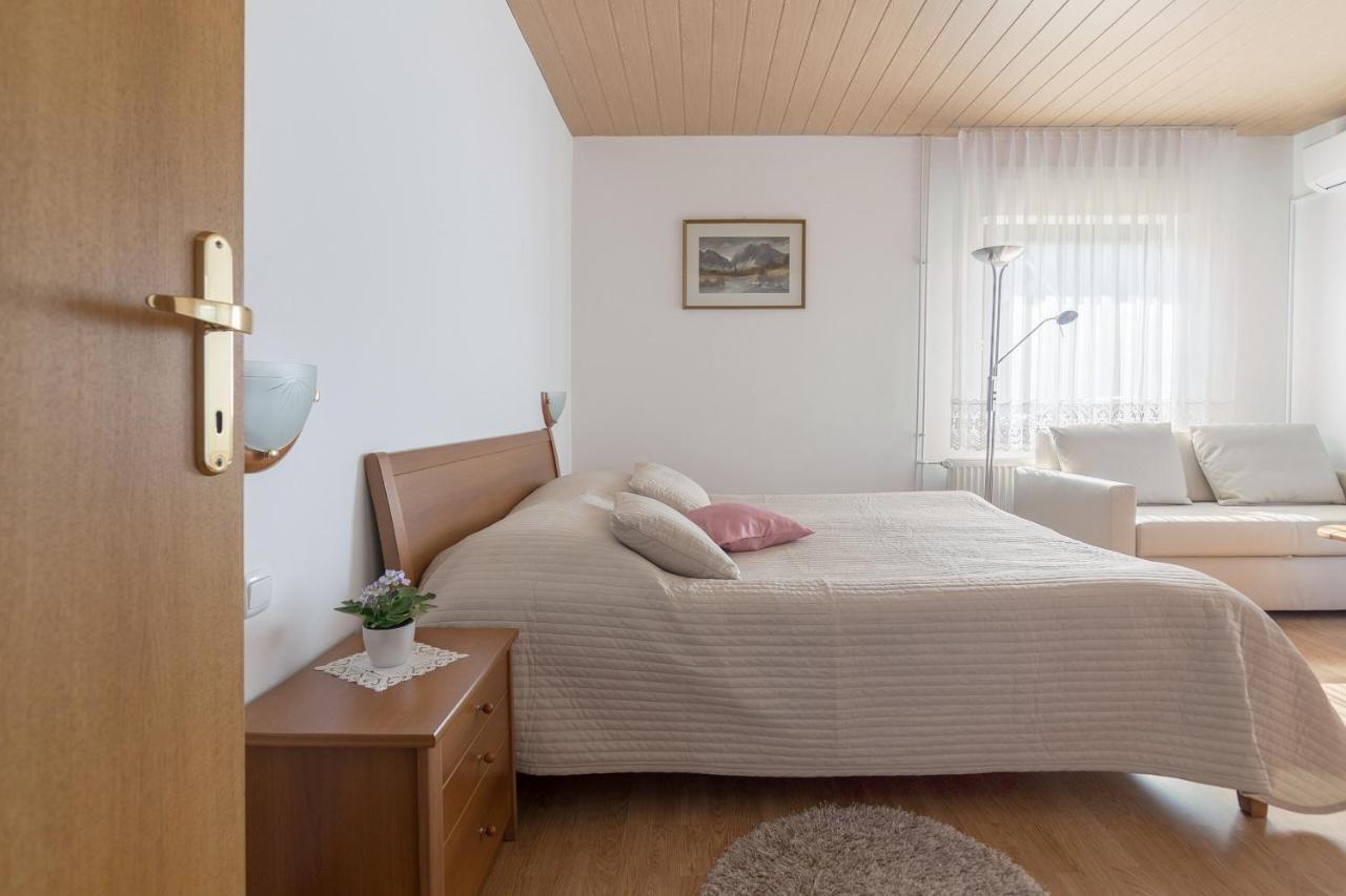 Apartments Fine Stay בלד מראה חיצוני תמונה